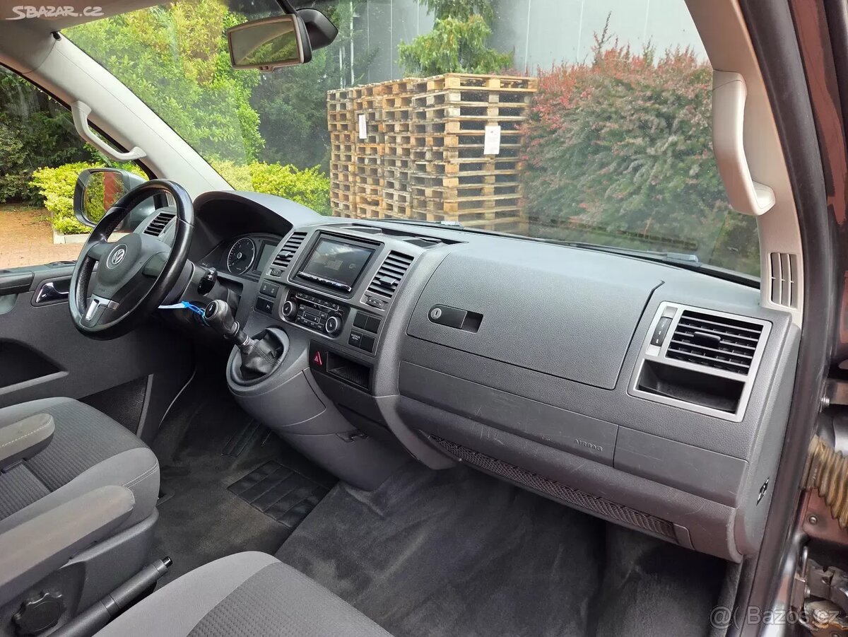 Multivan T5 2.0TDI 103kW Special 2014,179tis.km,serviska - 13