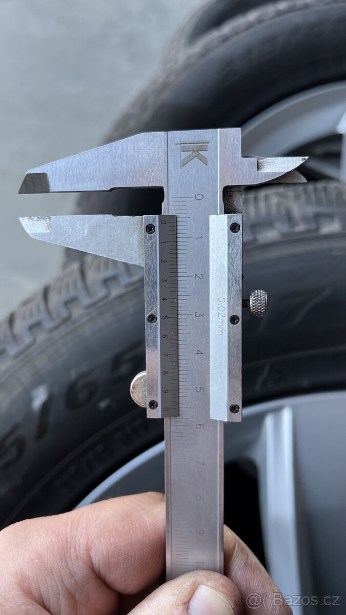 Volkswagen originální kola 17” se zimními pneu - 13