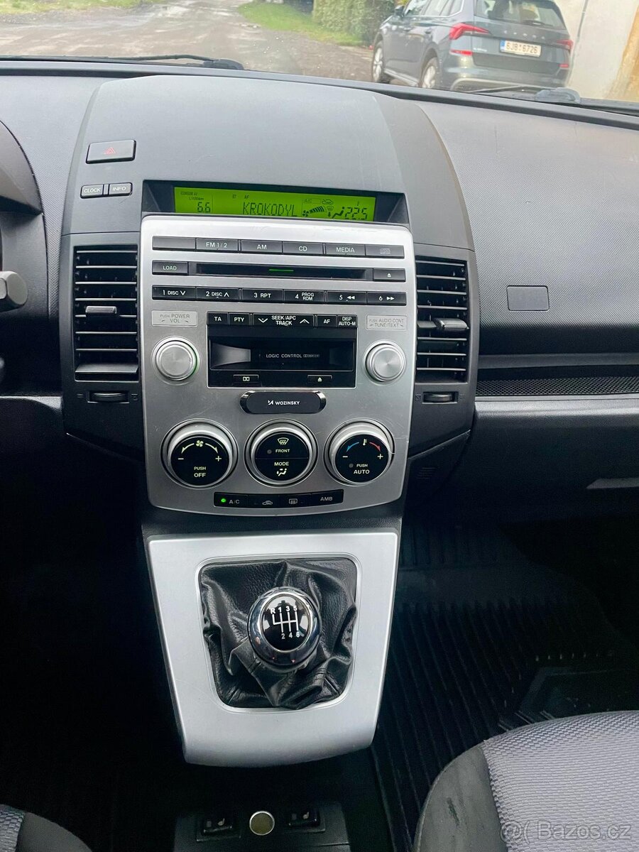 Mazda 5 - 2.0D 105kW, 7Míst - 13