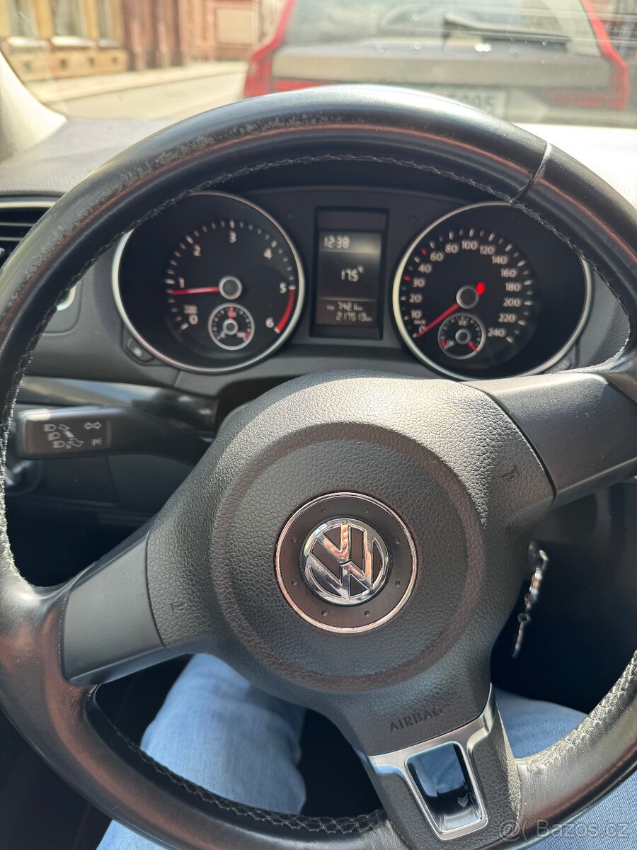 Golf 1.6 TDi 77 kw hatchback - 13