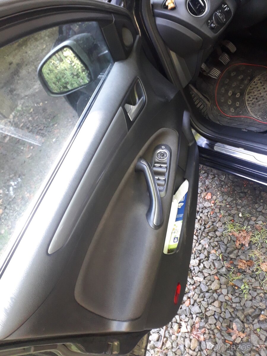 Prodám ford mondeo 2.0 tdci 103 kw - 13