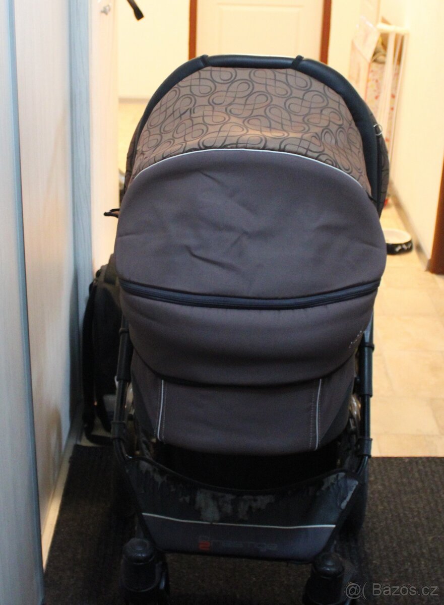 PRODÁM KOČÁREK TROJ KOMBINACI - 13