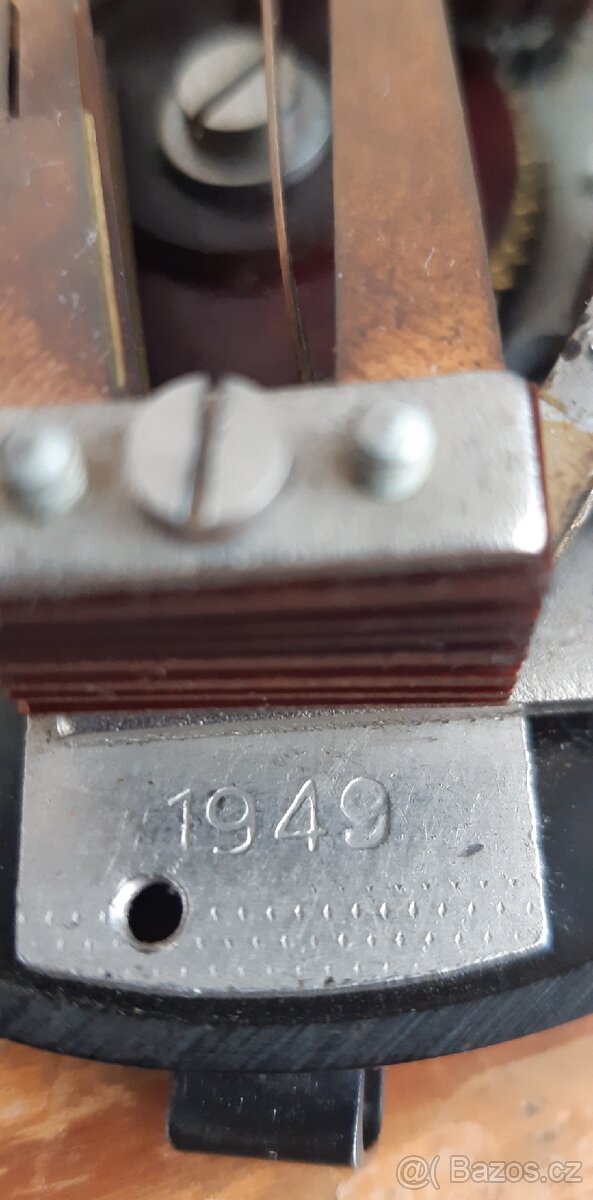 Starý telefon Tesla - 13