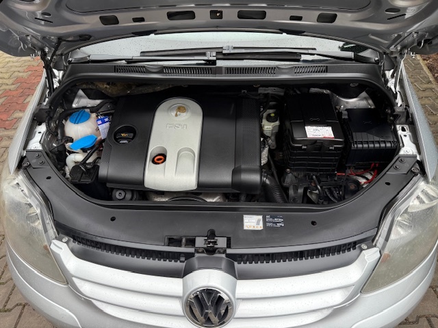 Volkswagen Golf Plus, 1,6 FSi pravid.servis nová STK - 13