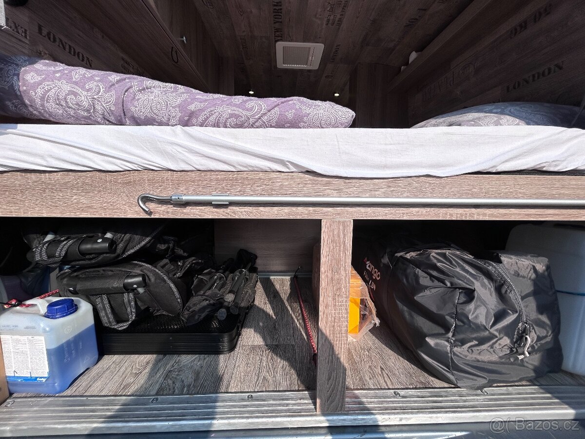 Obytná dodávka - 13