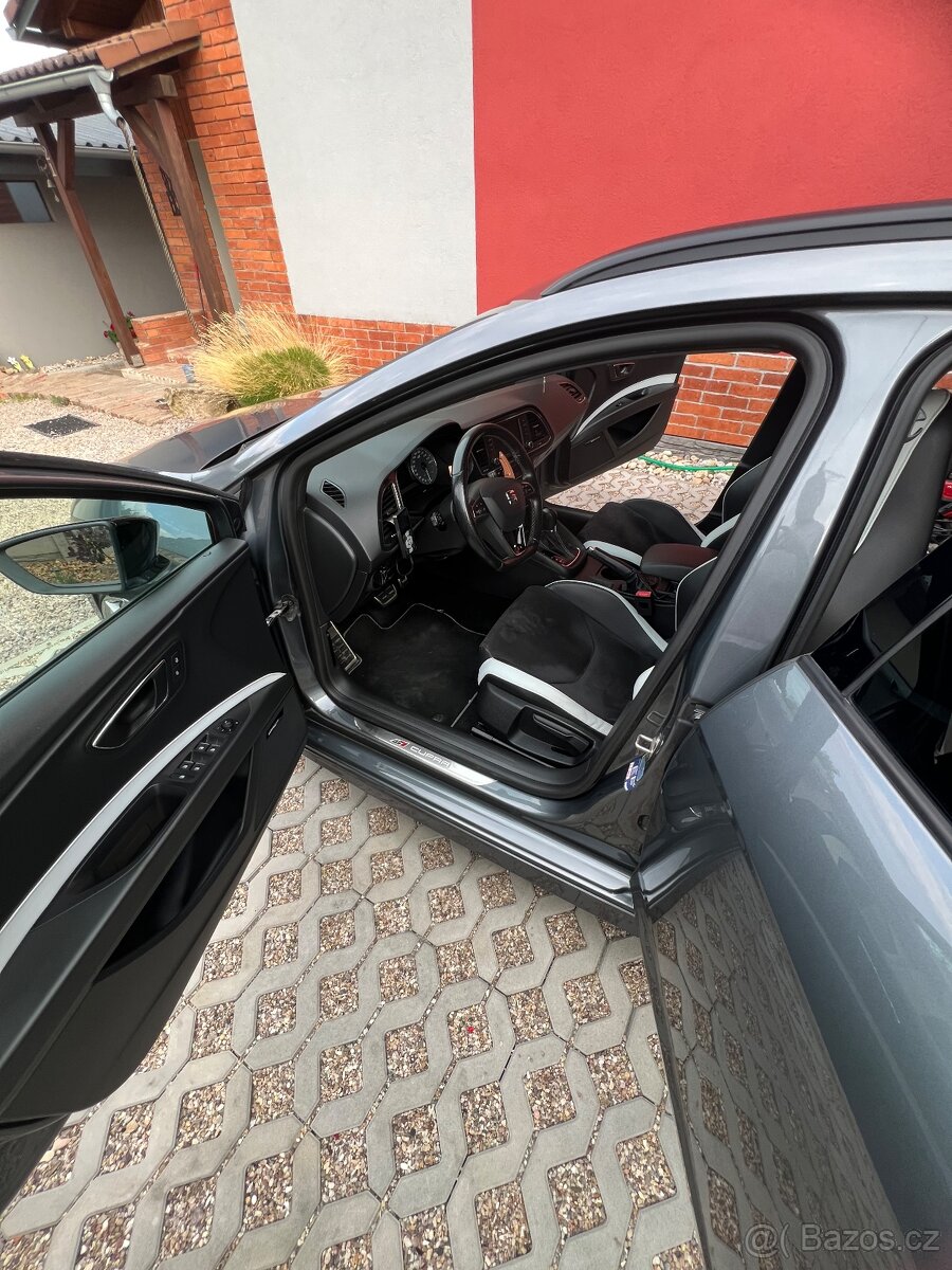 Seat Leon Cupra 290st performance - 13