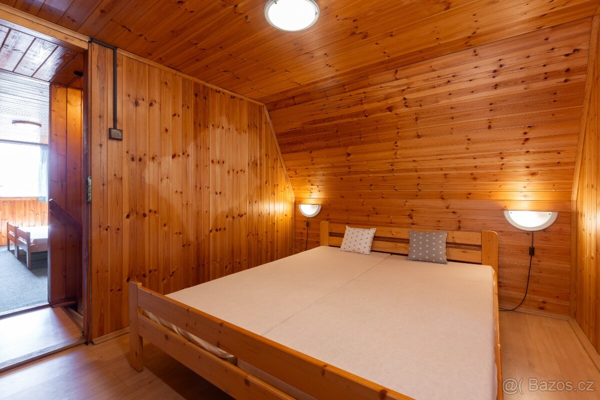 Prodej-Chata v Radošově u Kyselky - 13