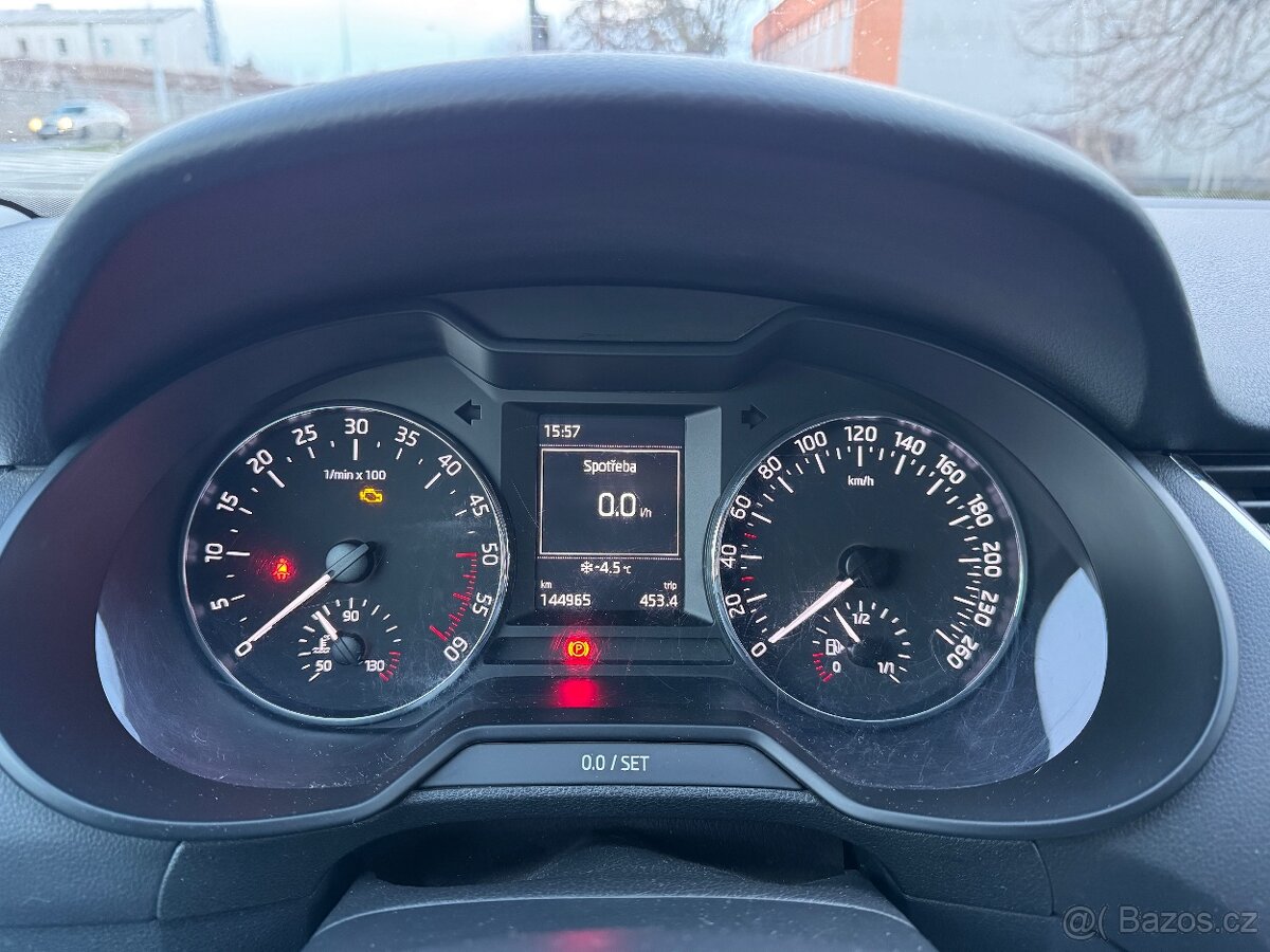 Škoda Octavia 2.0 TDi ČR digi klima - 13