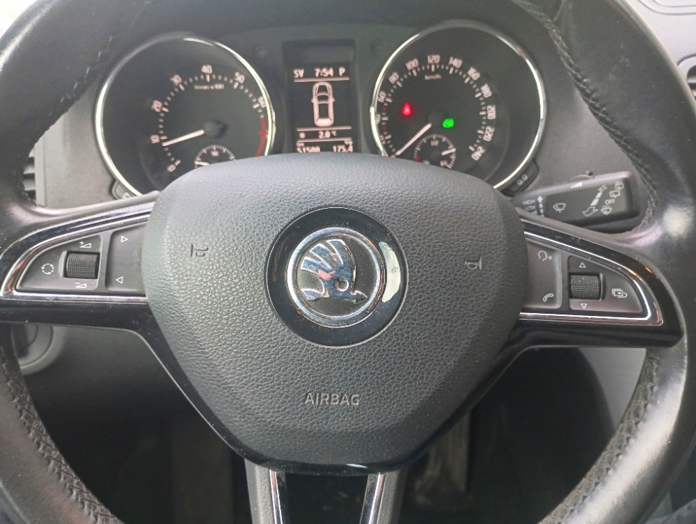 Škoda Yeti 1.4 TSI dsg - 13