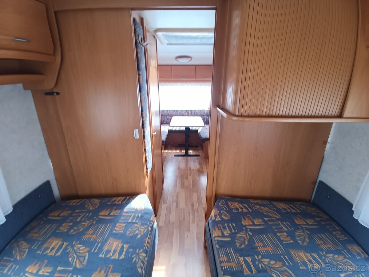 WILK pro 4. Mover. Pevné postele. Rok 2002. 100km/h - 13