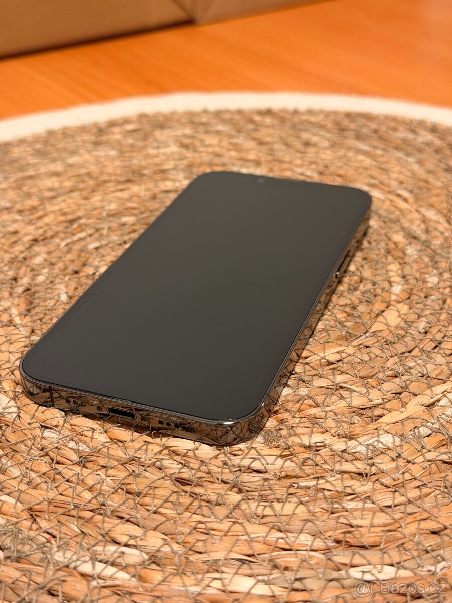 iPhone 13 Pro Graphite, 128 GB, stav 9,5/10 - 13