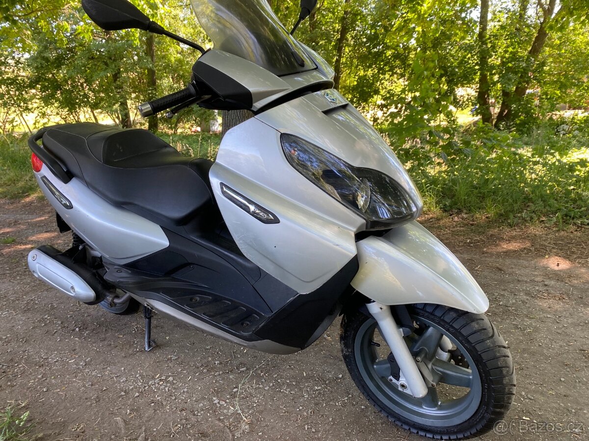 Piaggio X7 125 - 13
