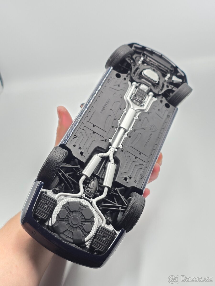 Maybach 57 1:18 AutoArt - 13
