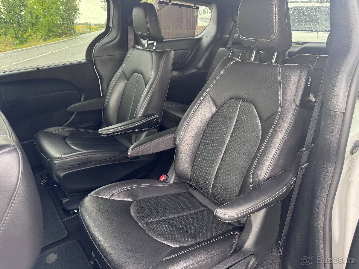 Chrysler Pacifica 3,6 Hybrid RU Radar S type 2022 - 13