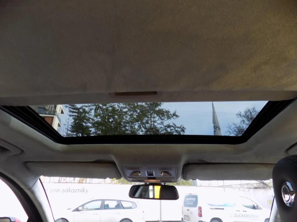 Jaguar XF, 5.0 V8 R - 13