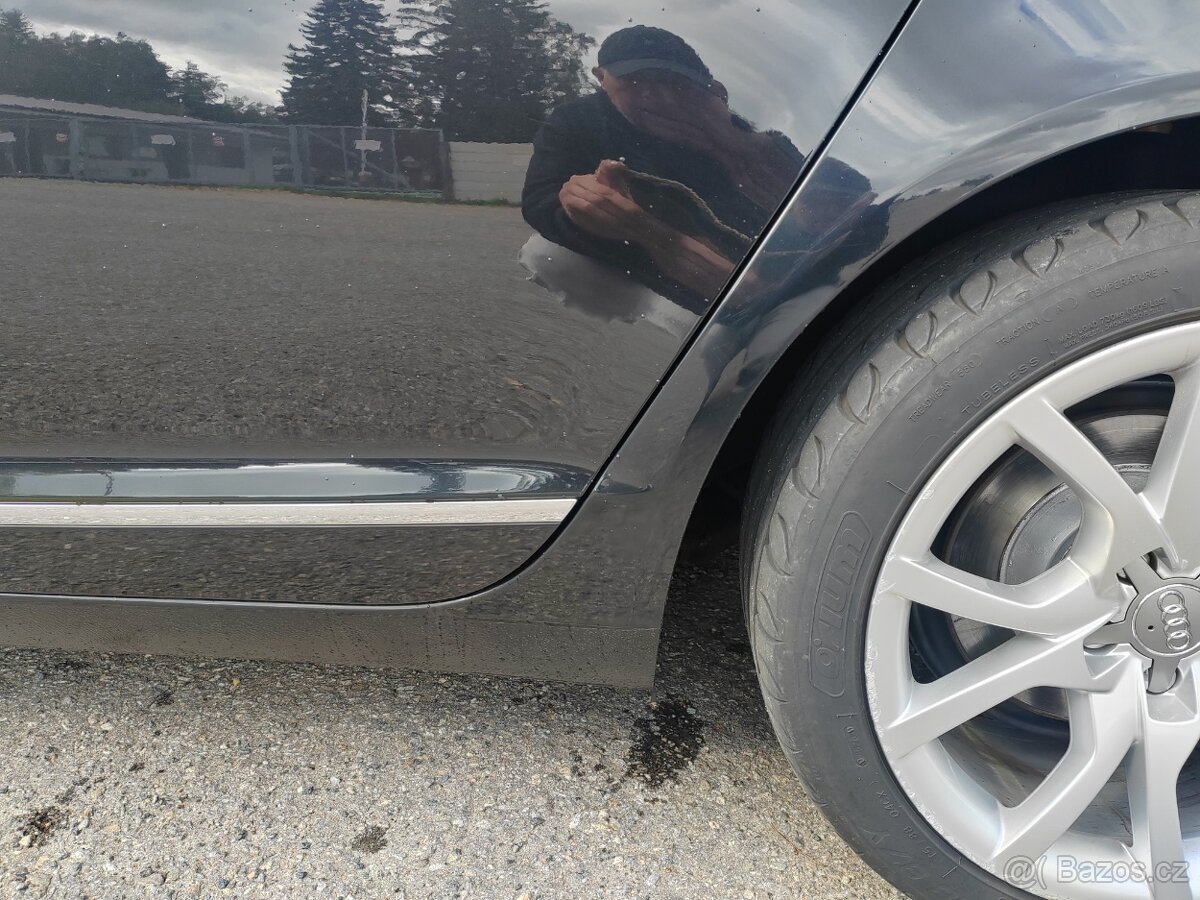 Audi A6 2.7 tdi 2011 manuál - 13