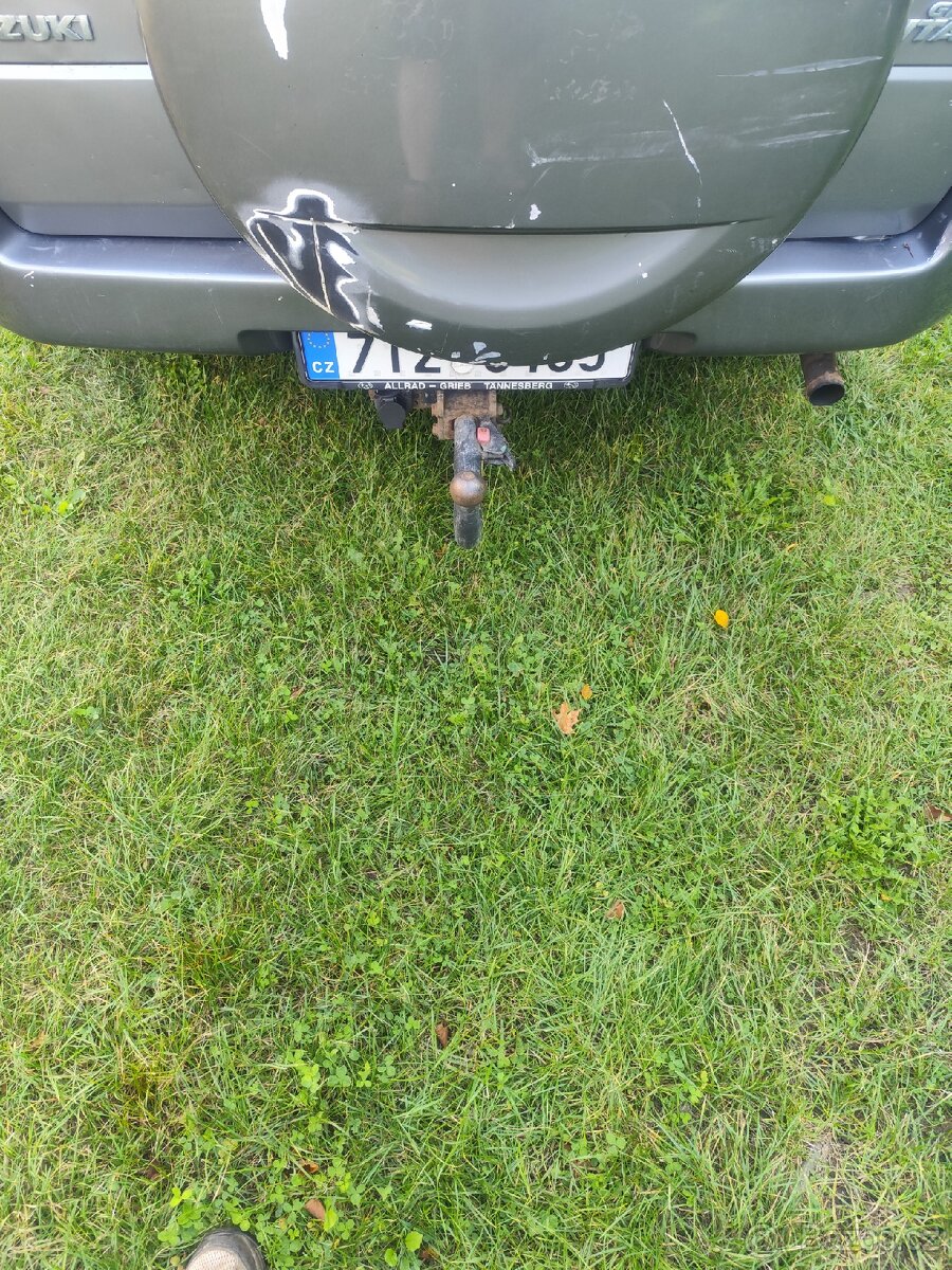 Suzuki grand Vitara 2l. Benzín 103kw 2006 - 13