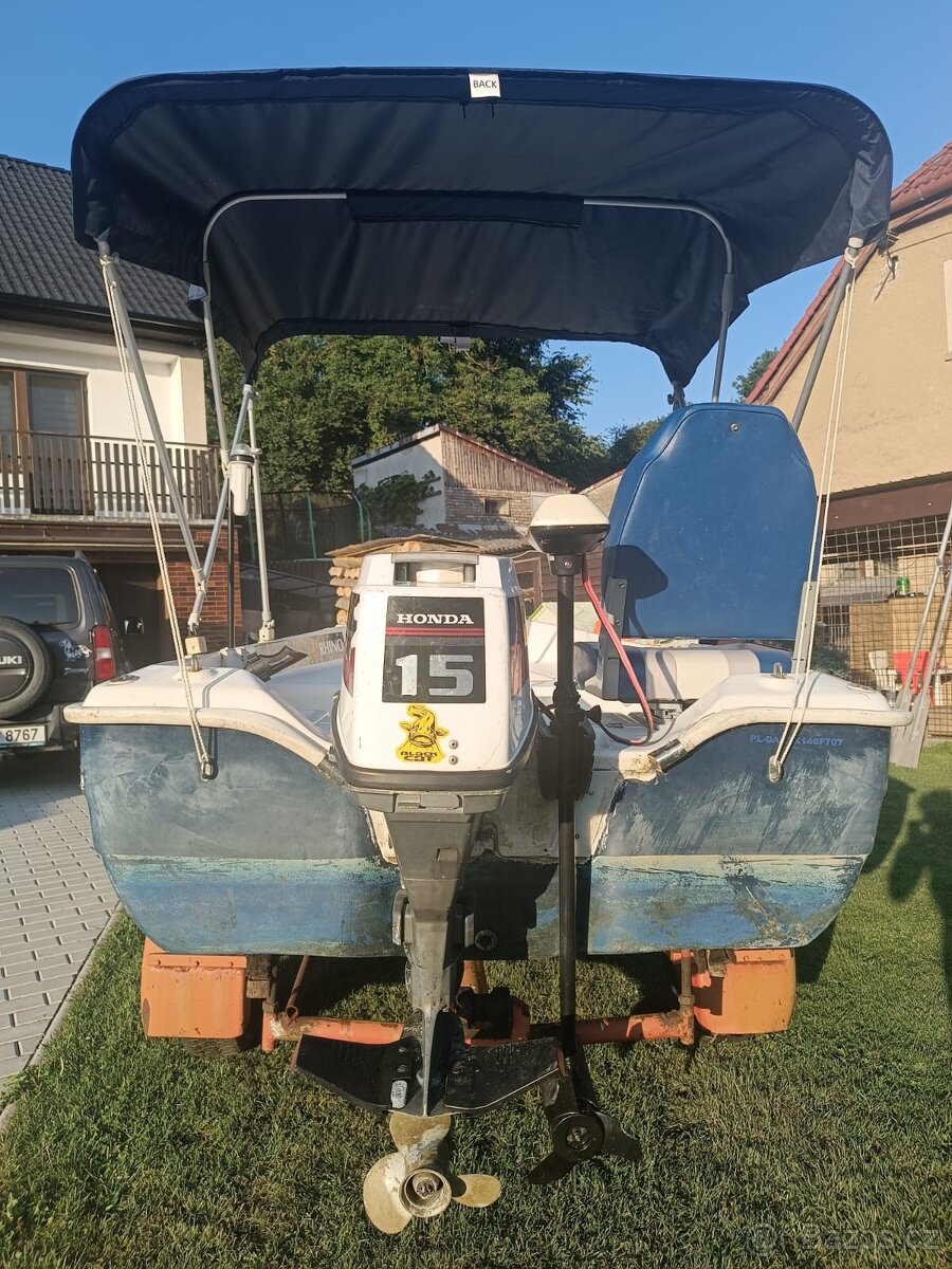 Rybářská loď - 13