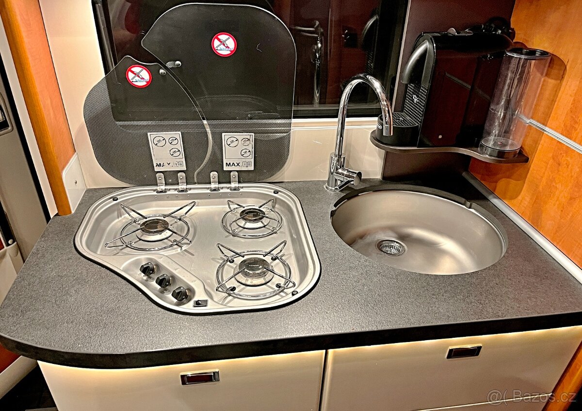 Prodám obytný automobil - 13