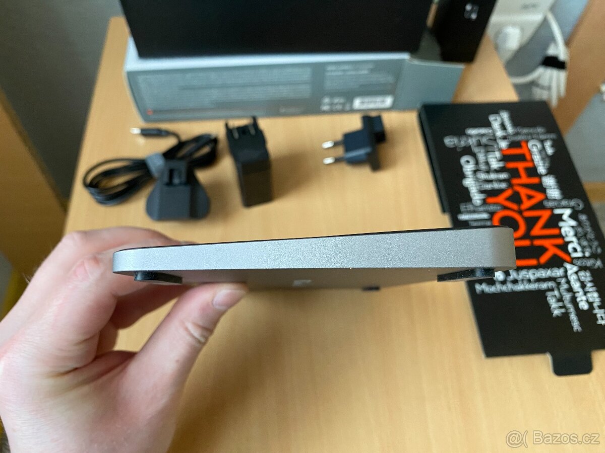 Nová bezdrátová nabíječka Satechi - na 3 zařízení - 13