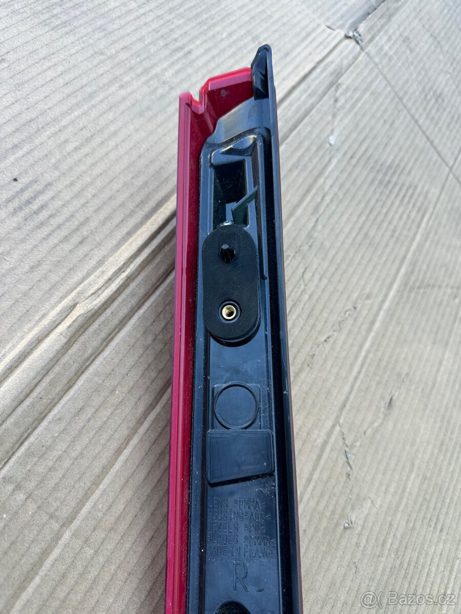 Volvo xc90 zadní světlo - 13