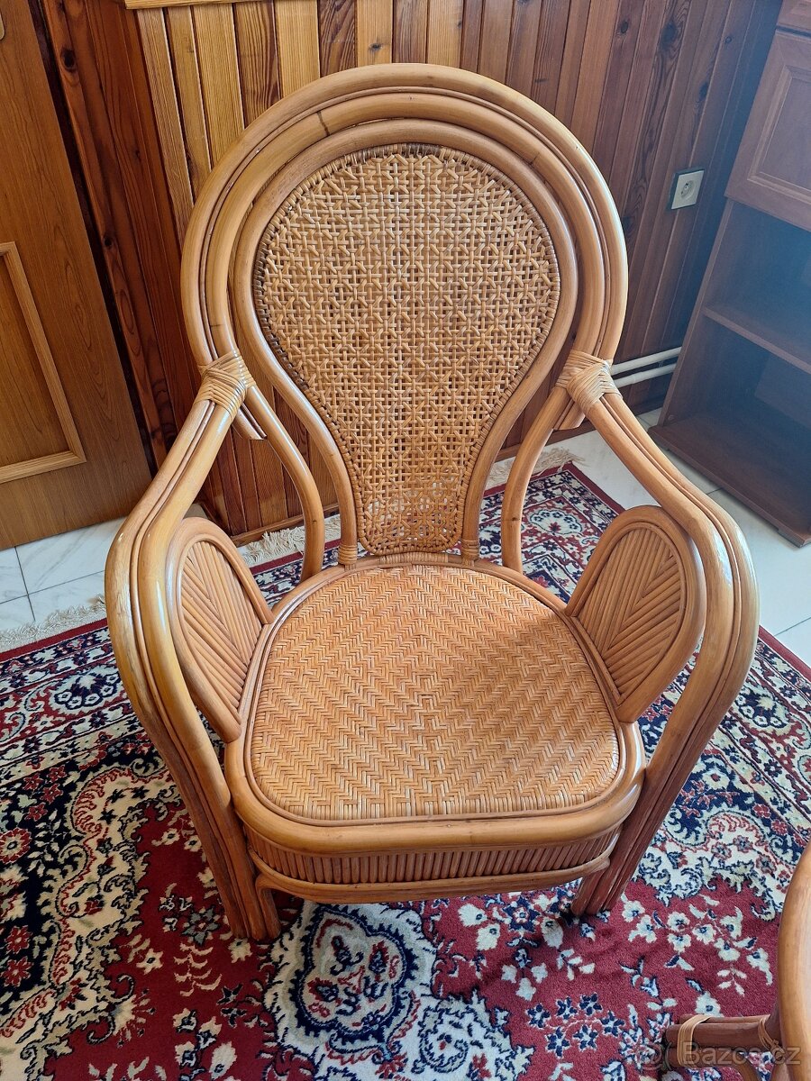 Ratanová křesla a stolek - 13