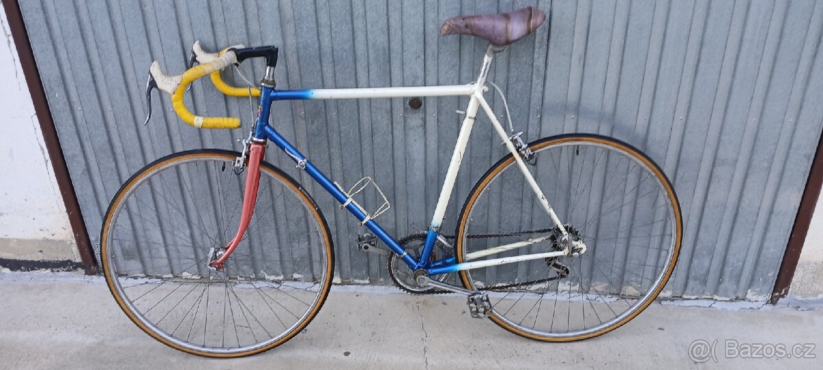 Favorit F1 rok 1957 - 13