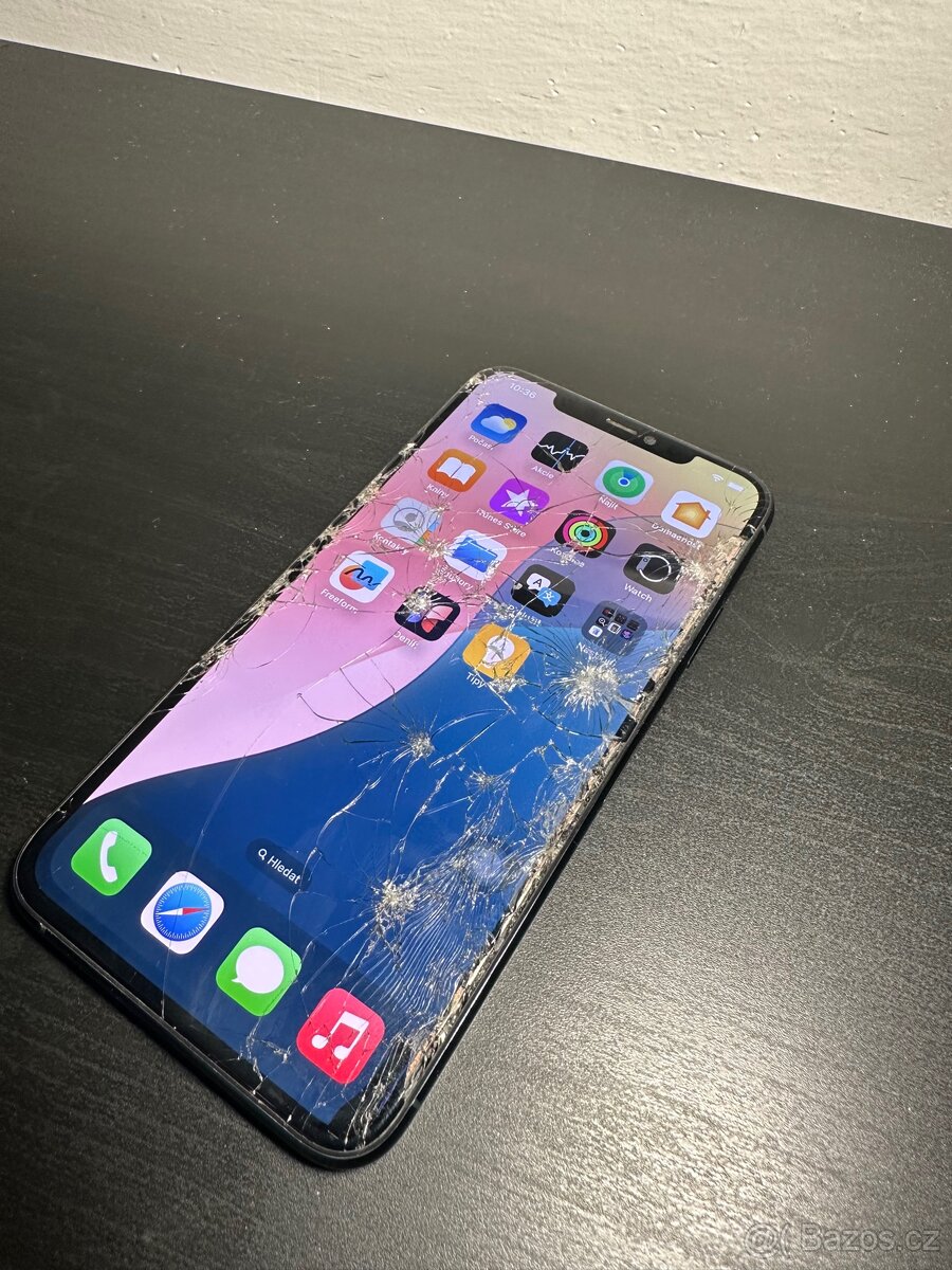 IPhone 11 Pro Max 64 GB - 13