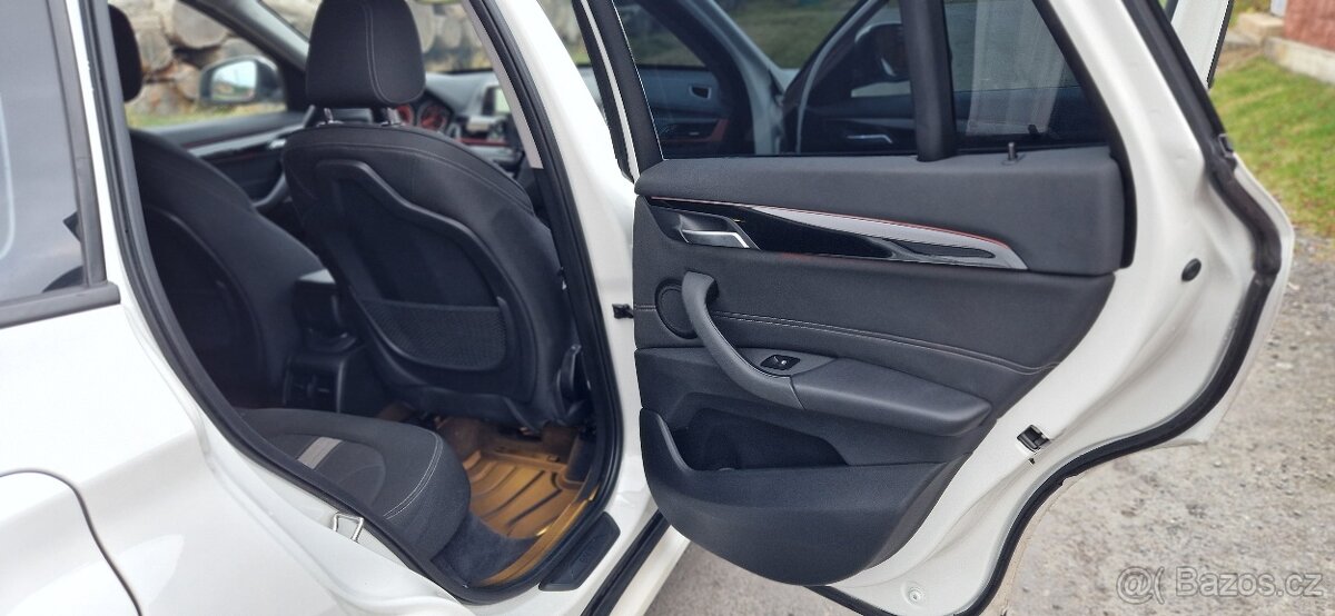 BMW X1 xDrive18d, 2,0 F48, Automat, rv 2017, CZ původ - 13