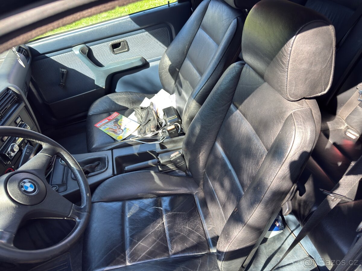 BMW e30 323i Coupe - 13