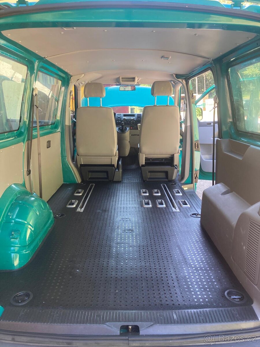 VW T5 Transporter - 13