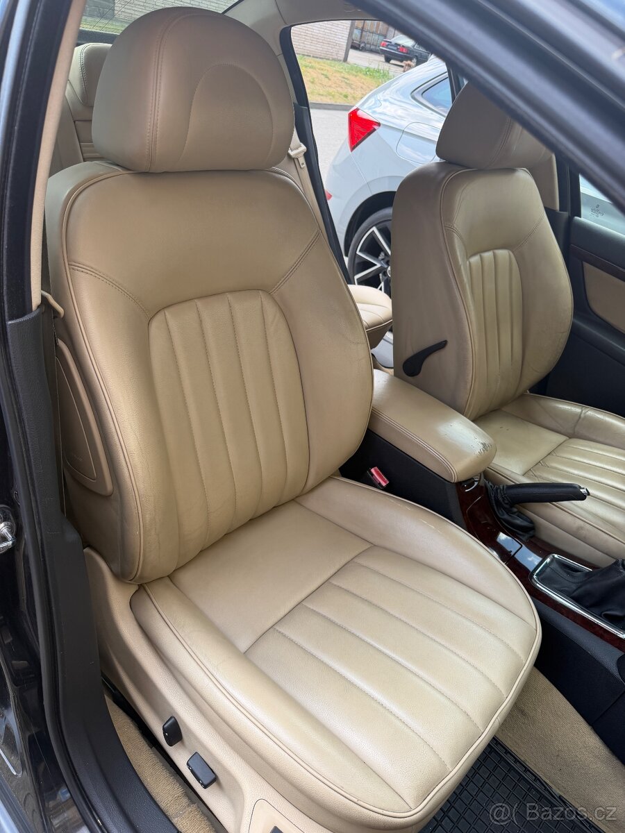 Peugeot 407 - 13