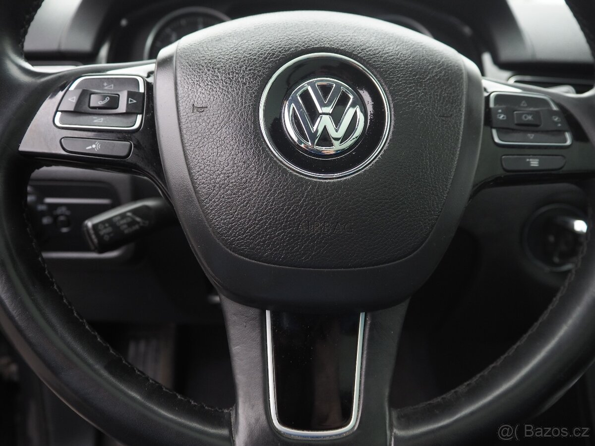 Volkswagen Touareg 3.0 V6 TDI - 13