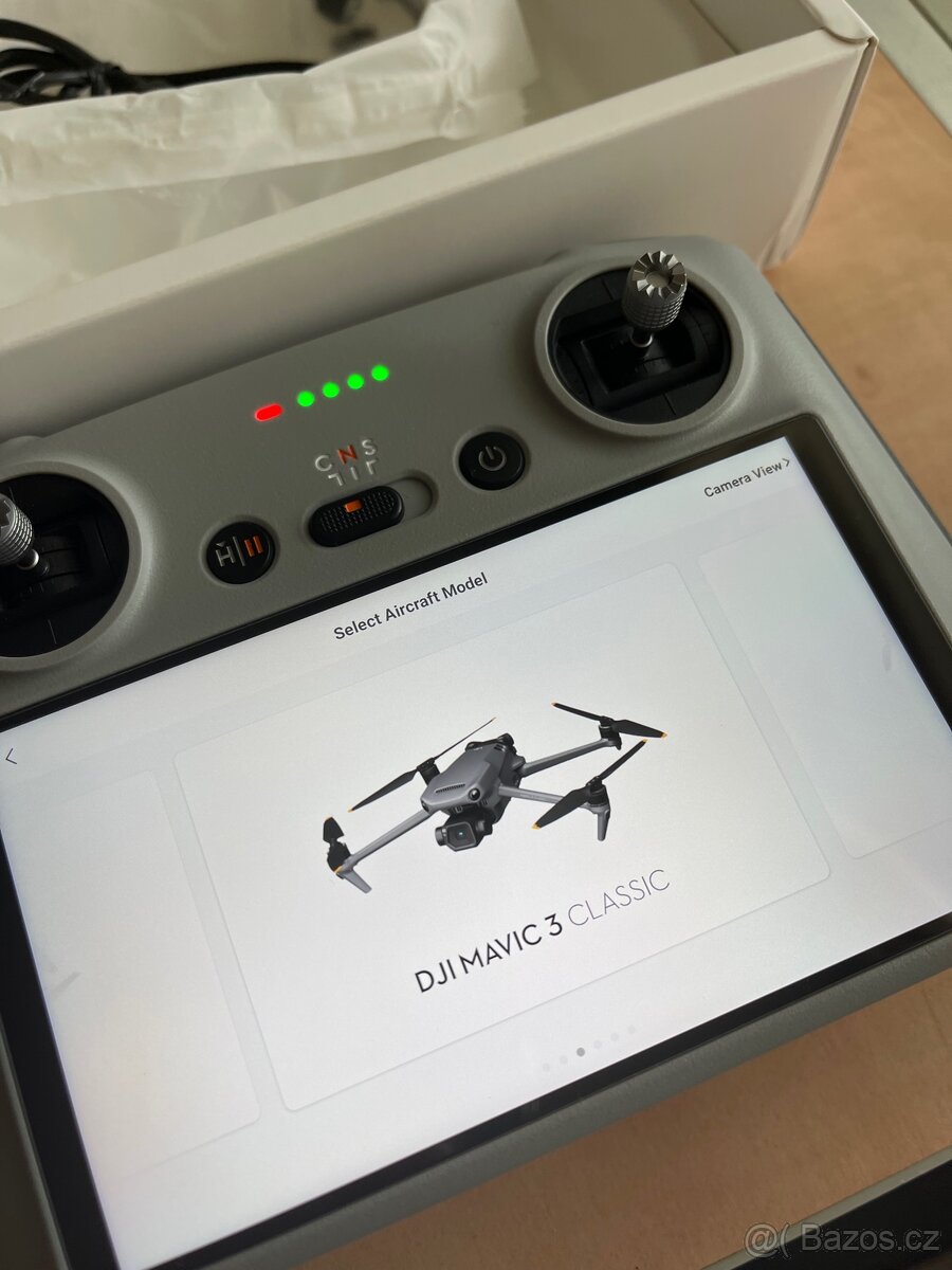 Ovladač DJI RC. - 13