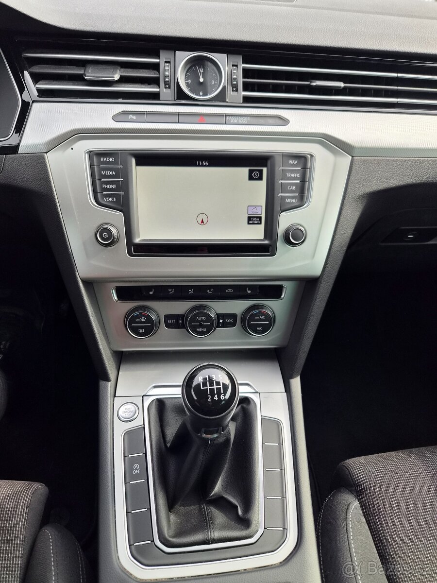 VW PASSAT VARIANT 2.0 TDI 110KW 2015 - 13