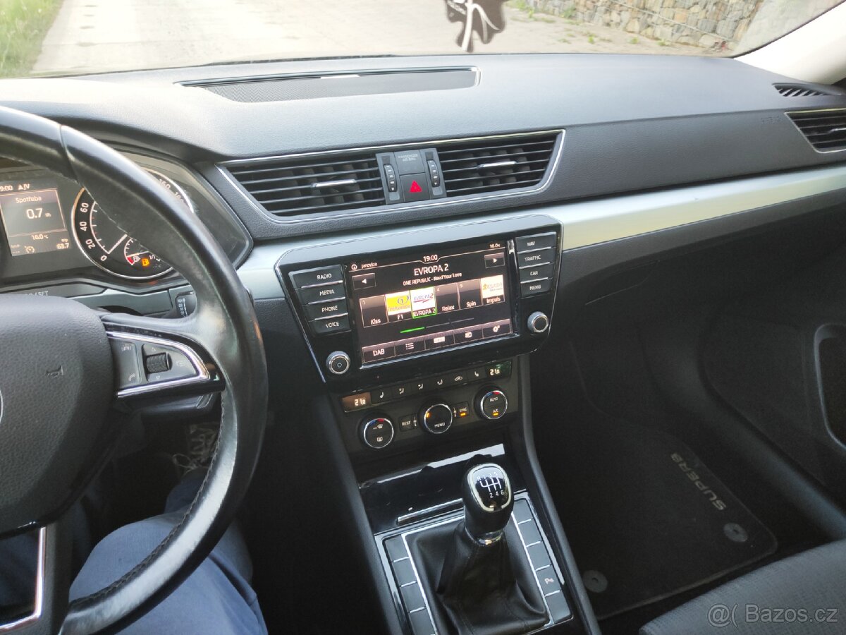 Prodám Škoda Superb 3 2.0 - 13