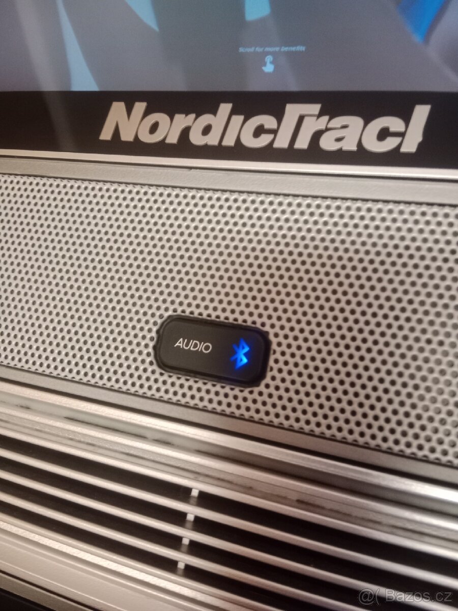 Běžecký pás NORDICTRACK při rychlém jednání sleva - 13