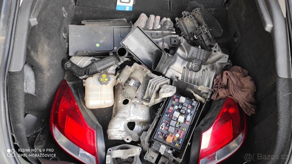 Díly na Insignii 2.0 CDTI - 13