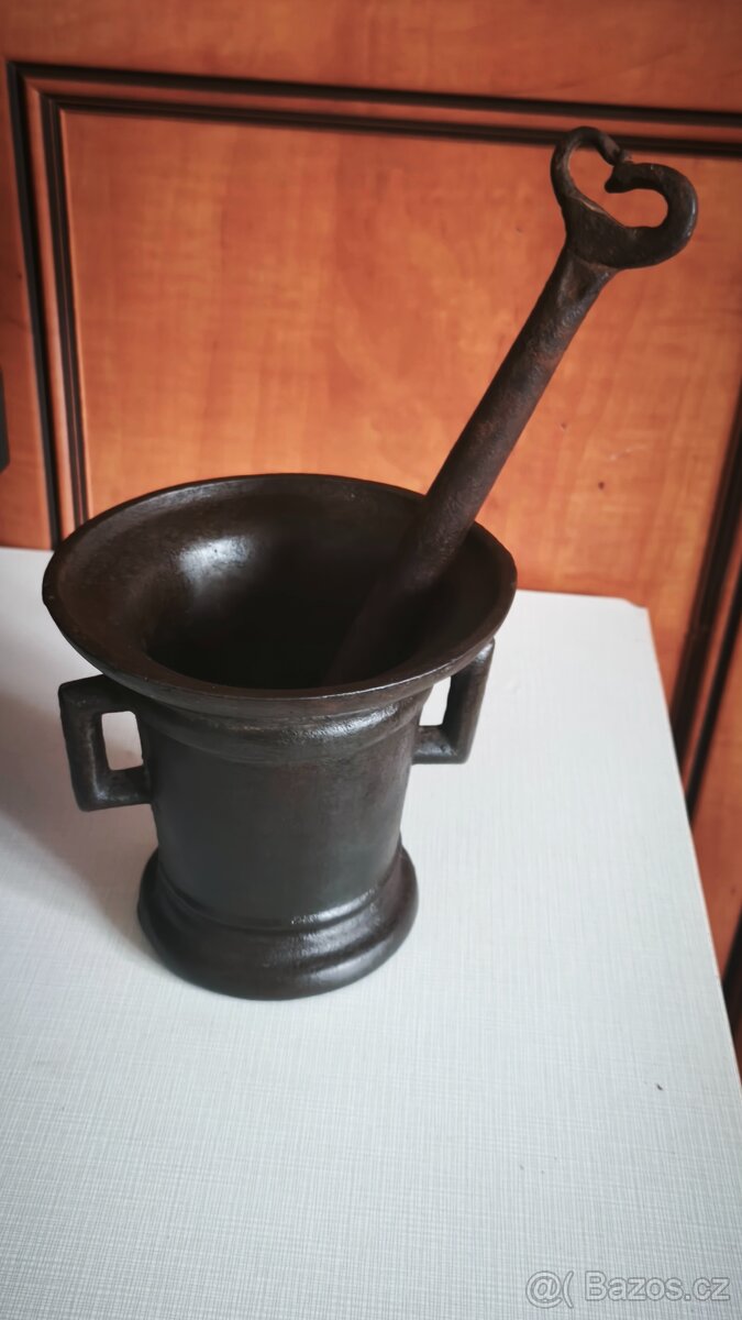 4 + starožitný litinový hmoždíř. - 13