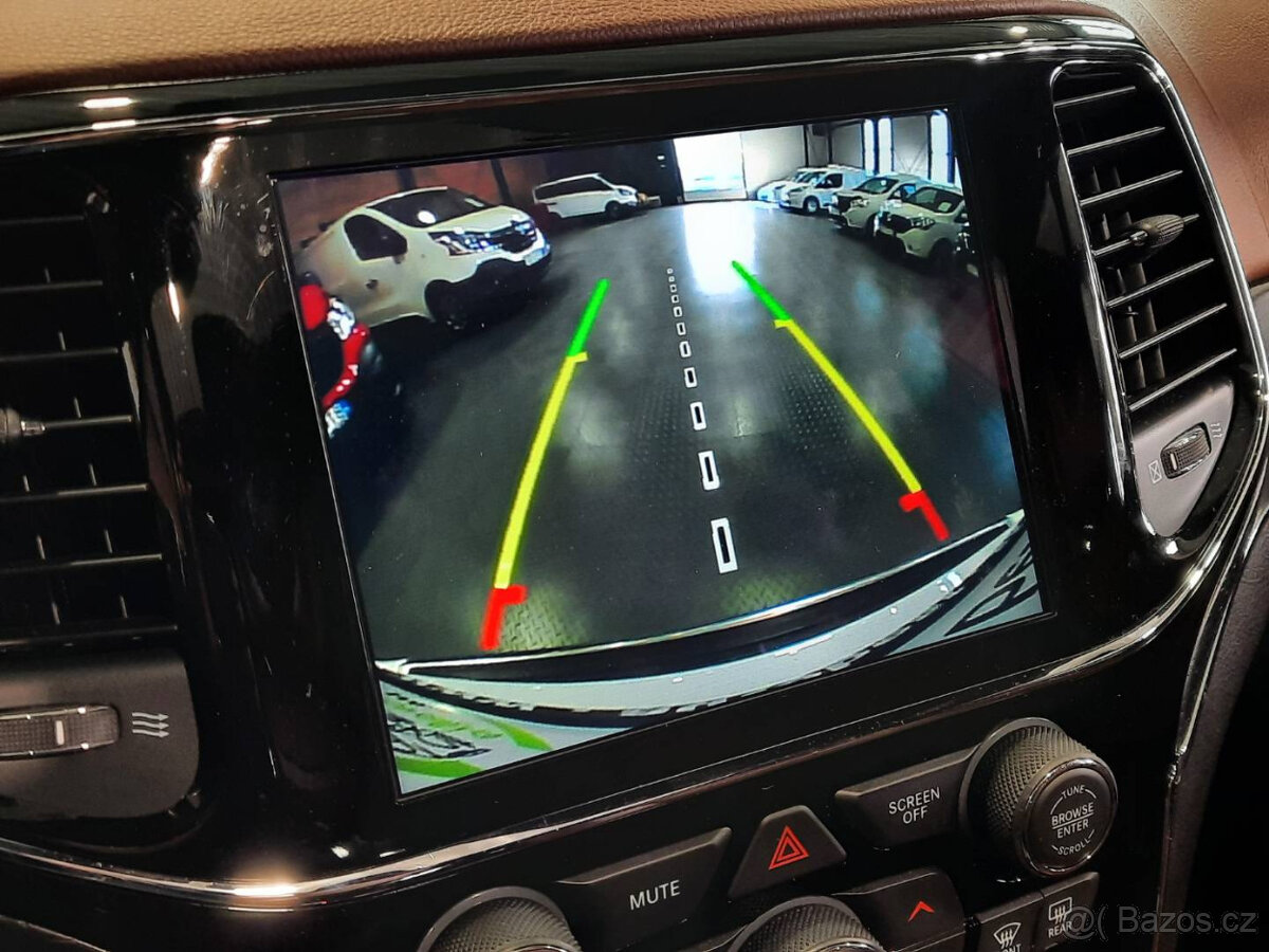 Jeep Grand Cherokee Summit 5.7L - V8 Hemi - 13