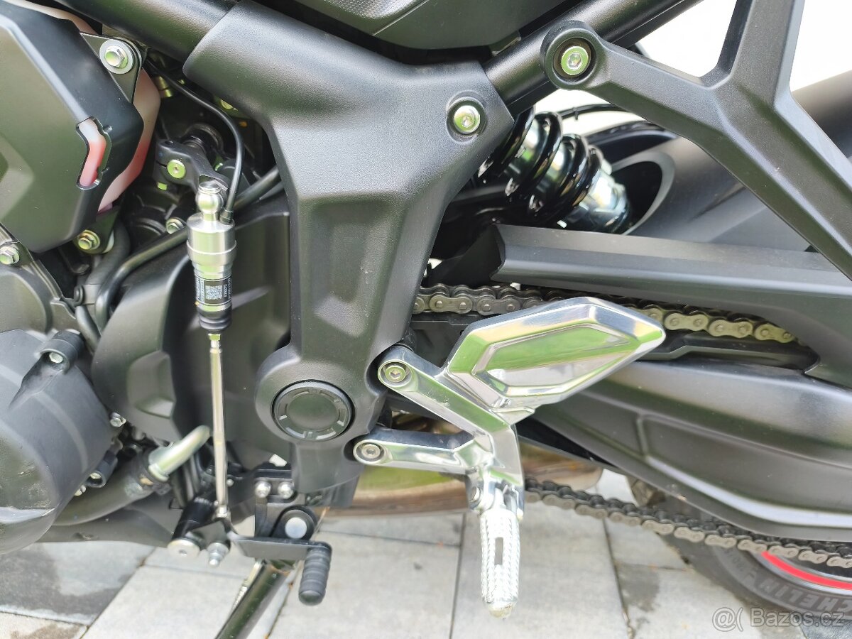 Triumph trident - 13