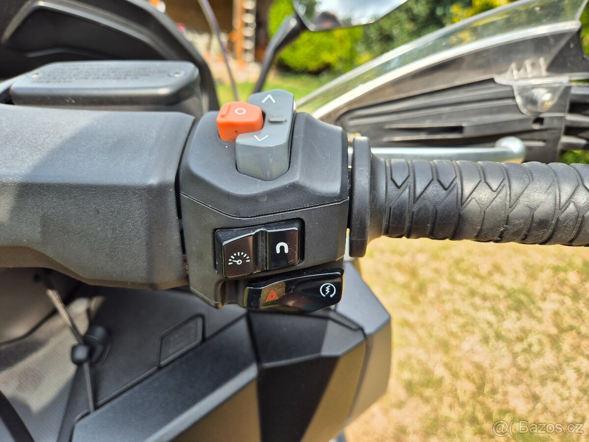 Kymco AK 550i Premium 2023 - 13