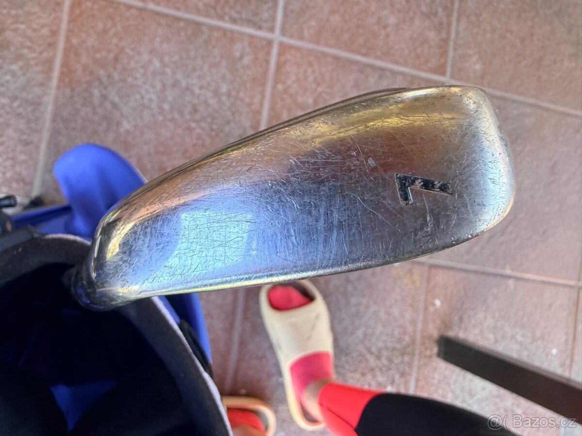 Juniorský golfový bag (9-12 let) - 13