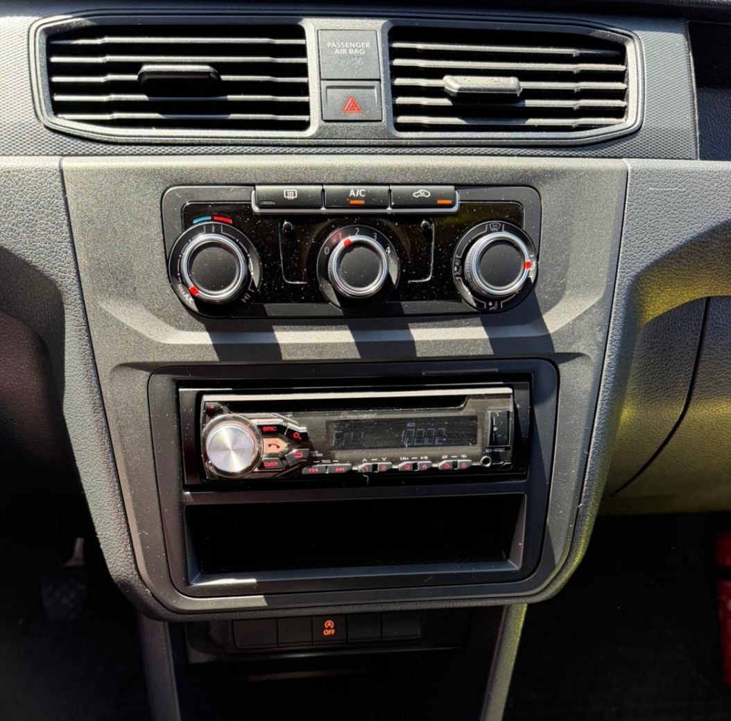 VW Caddy Maxi CNG - 13