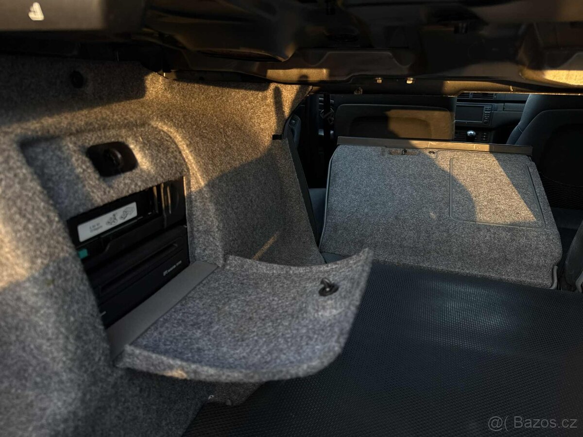 E46 330i M packet II originál xenon, navi, šibr - 13