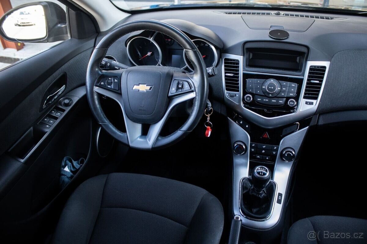 Chevrolet Cruze 1.6, 91kW (2012) - 13