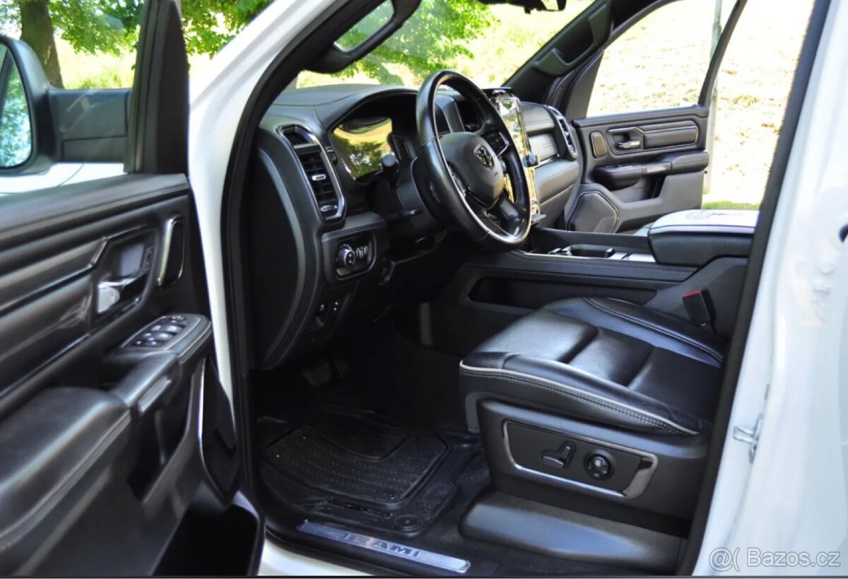 RAM 1500 5.7 Crew Cab Limited 2023 - 13