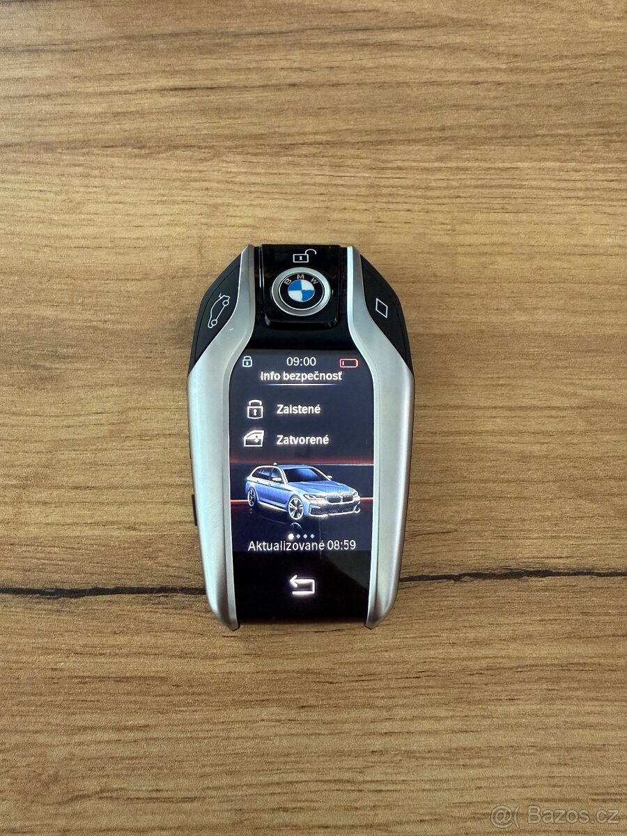 BMW 540i xDrive Touring – TOP výbava, záruka do 07/2027 - 13