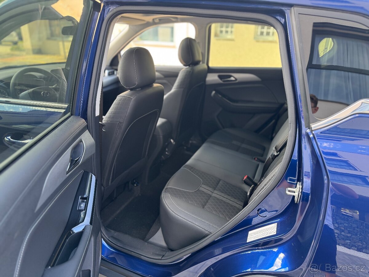 BAIC Beijing X35 1,5 T 100kW PANORAMA LED ŠÍBR ALU NOVÝ VŮZ - 13