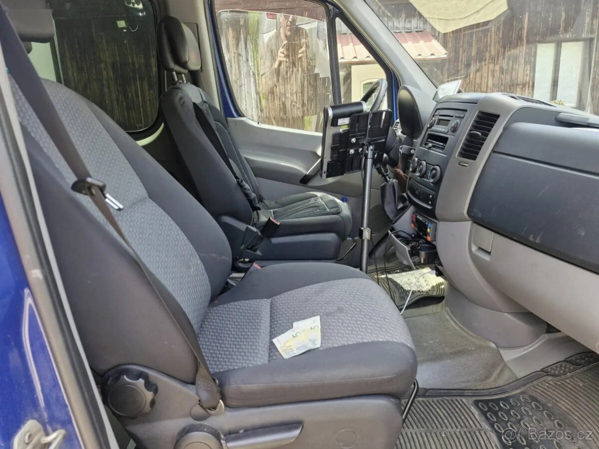 Volkswagen Crafter - 13